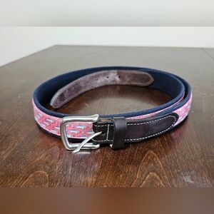 Vineyard Vines shark belt sz 44
